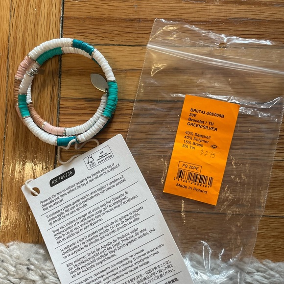 NWT Isabel Marant Green & White Shell Wrap Bracelet - Picture 6 of 7